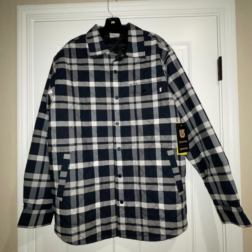 New with tags - Men’s Burton Dryride jacket - size large